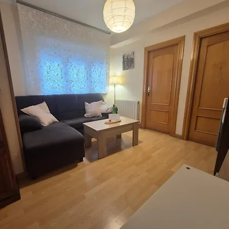 1a164 By R2r De 2 A Un Paso De Begona Apartamento